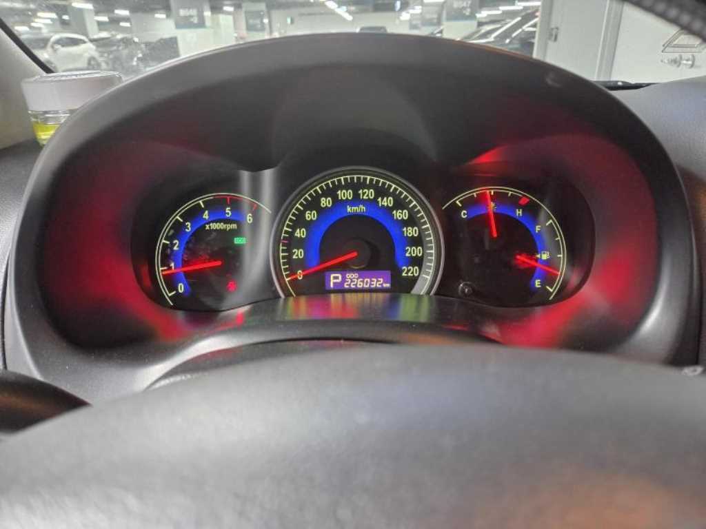 KIA Carnival - Vista 11