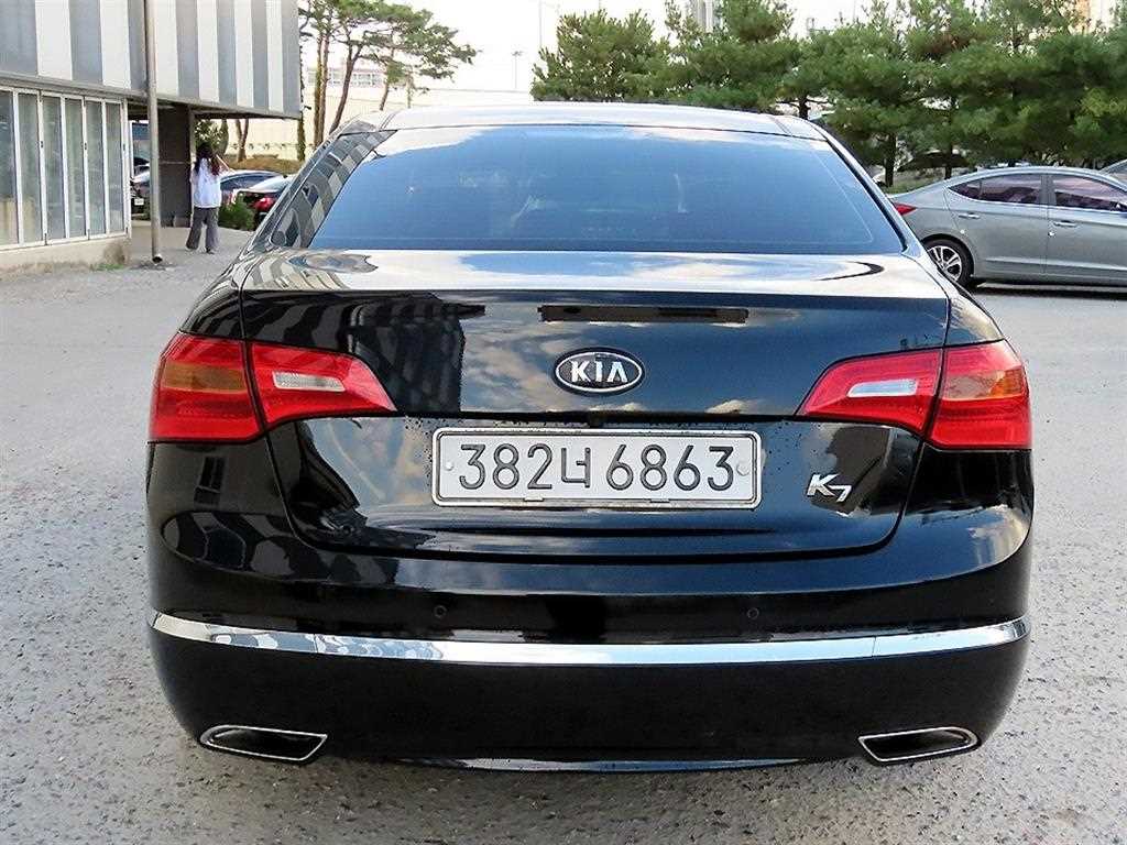 KIA K7 - Vista 4