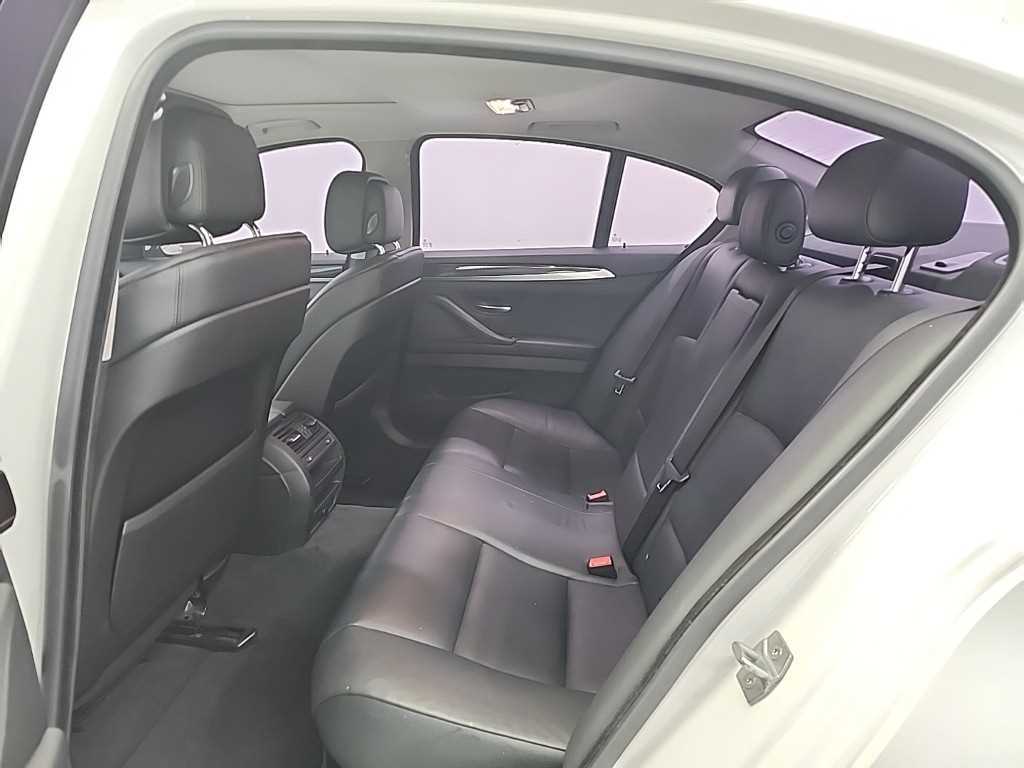 BMW 5 Series - Vista 12