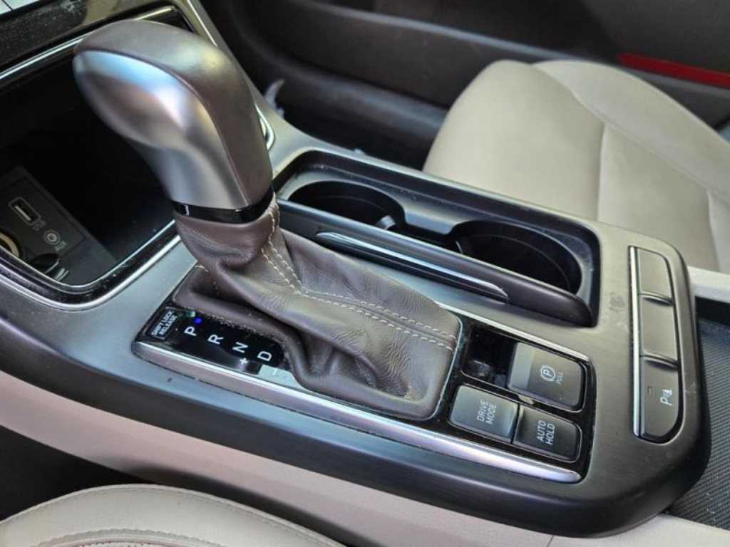 HYUNDAI Grandeur - Vista 10