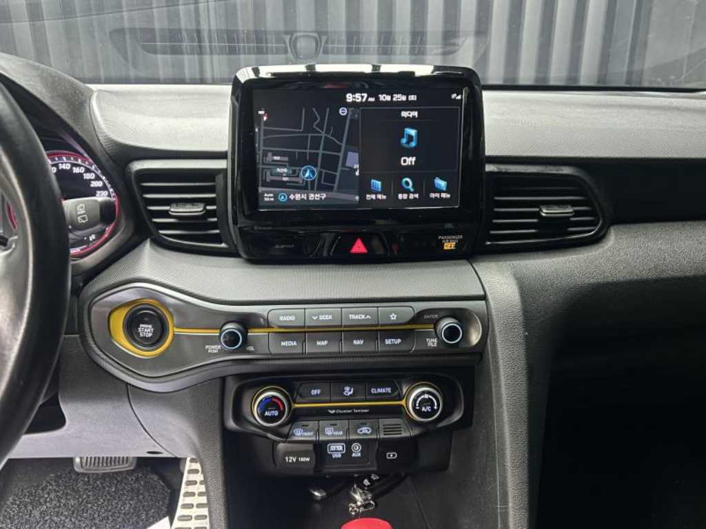 HYUNDAI Veloster - Vista 9