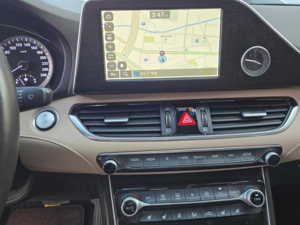 HYUNDAI Grandeur - Vista 9