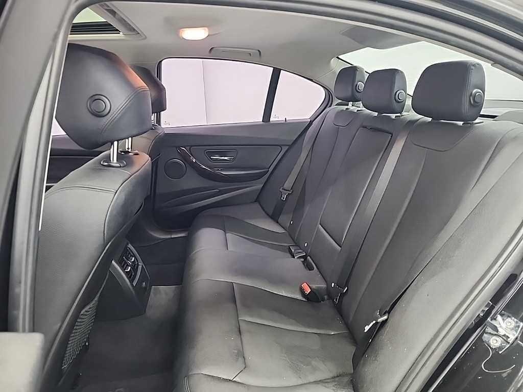 BMW 3 series - Vista 12