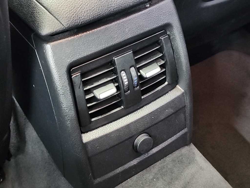 BMW 3 series 2012 Negro - Importación desde Corea - HF Imports Iquique - Foto 13