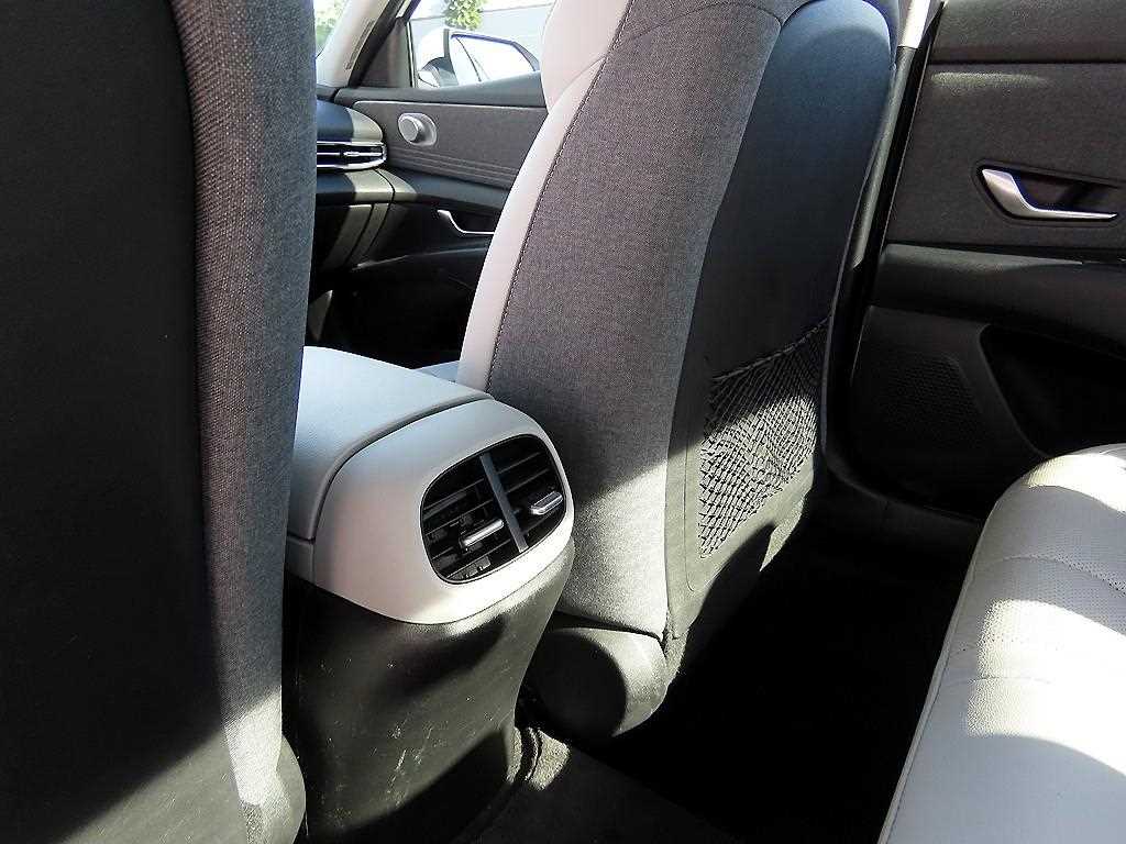 HYUNDAI Avante 2022 Blanco - Importación desde Corea - HF Imports Iquique - Foto 18