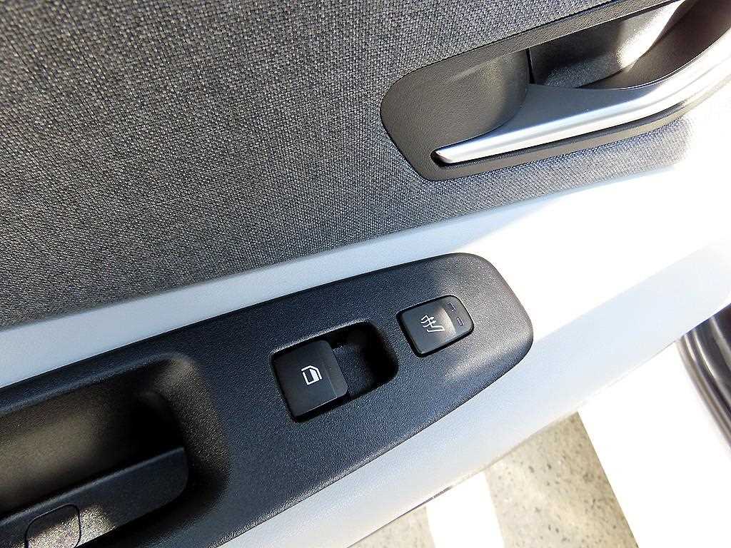 HYUNDAI Avante 2022 Blanco - Importación desde Corea - HF Imports Iquique - Foto 17