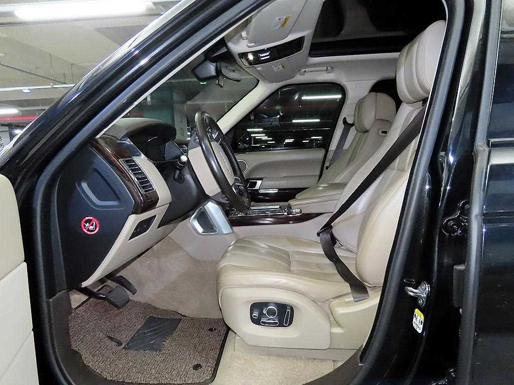 Land Rover Range Rover - Vista 6