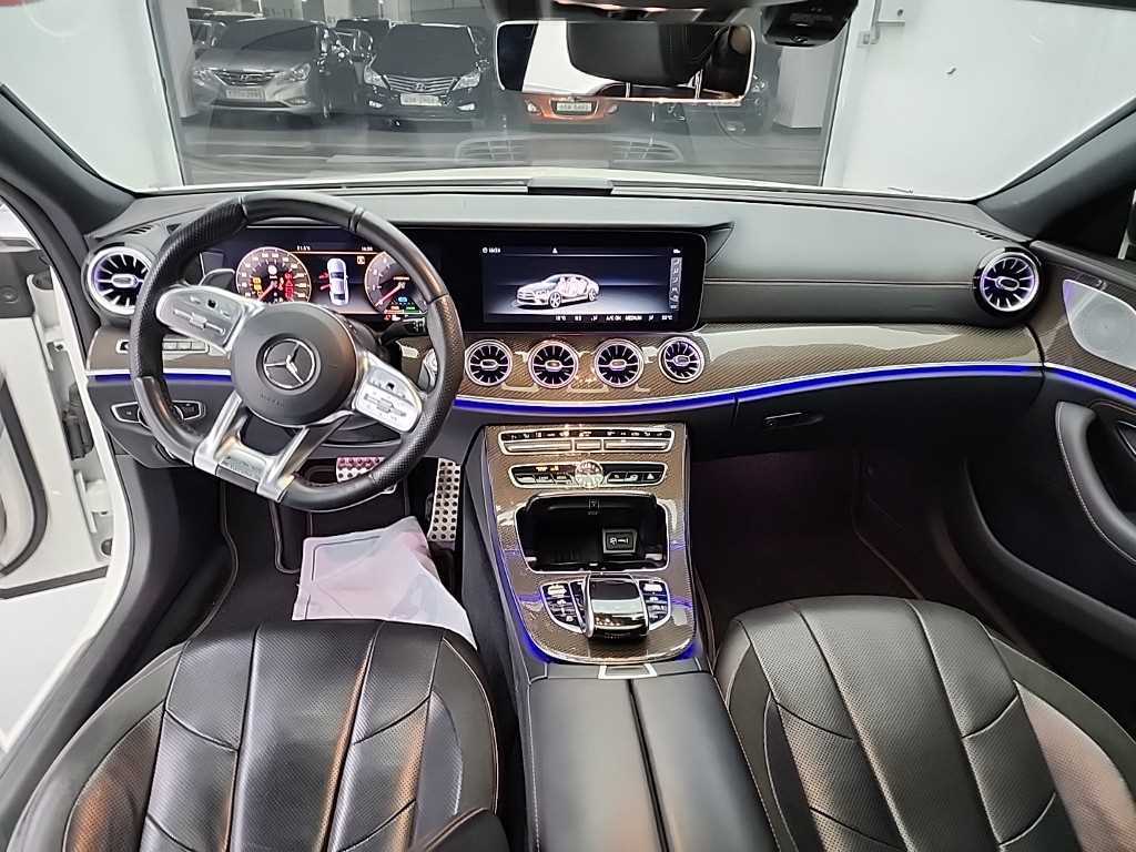 Mercedes Benz CLS Class - Vista 7