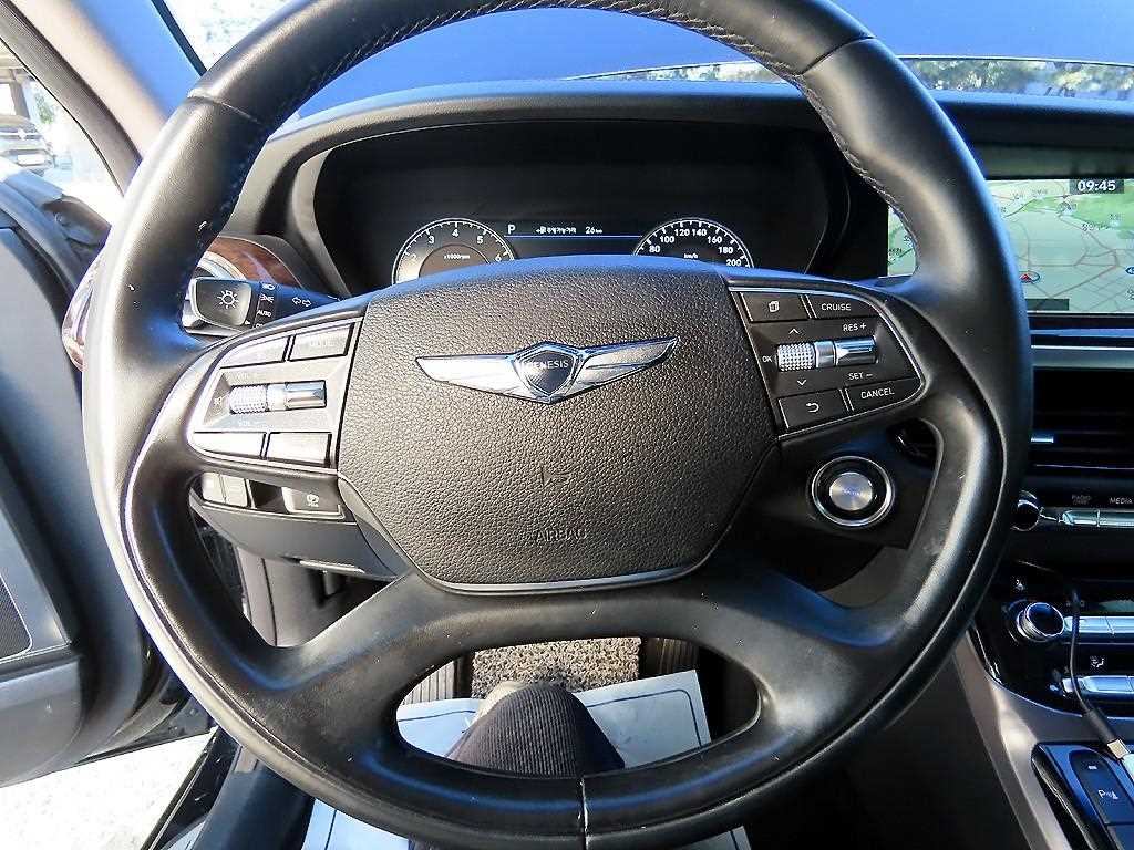 Genesis EQ900 - Vista 8