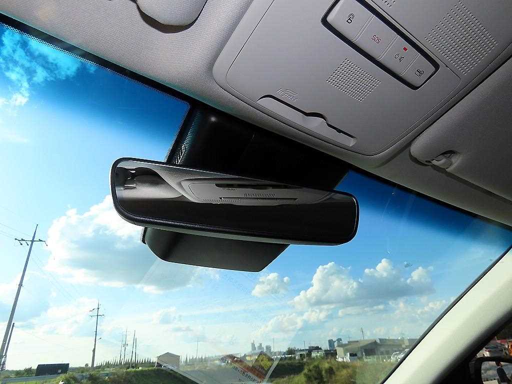 HYUNDAI Grandeur - Vista 12