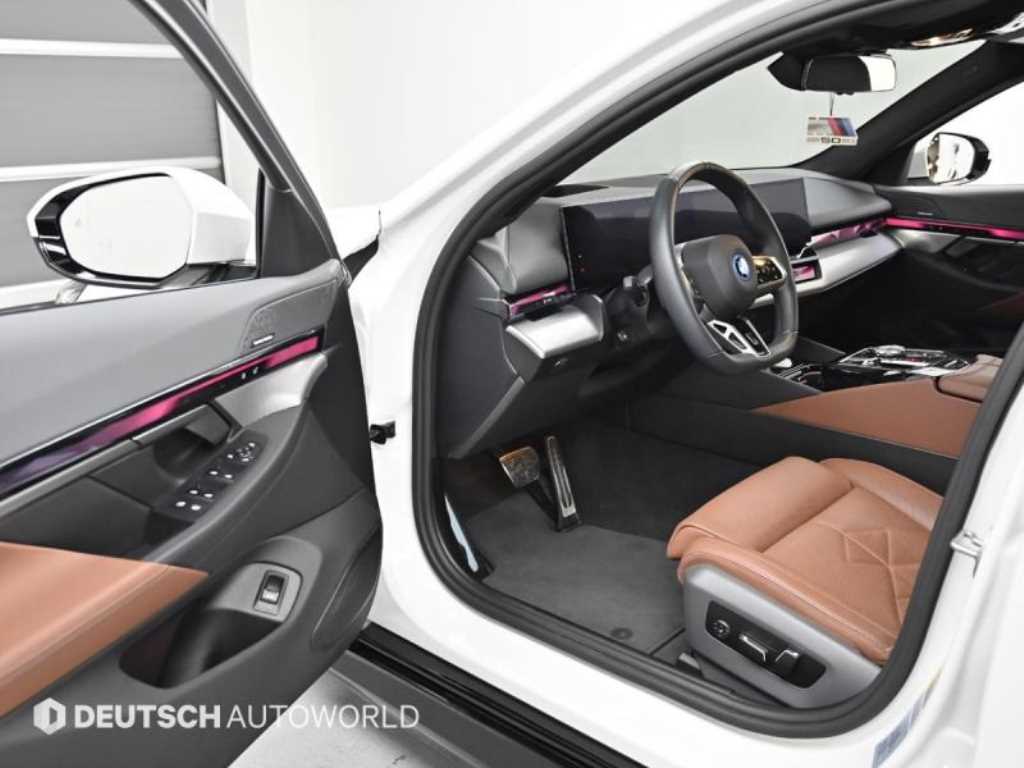 BMW 5 Series - Vista 11