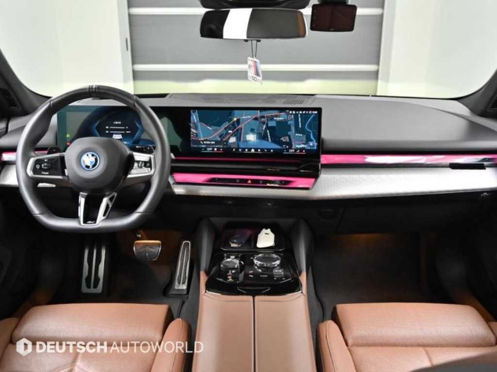 BMW 5 Series - Vista 7