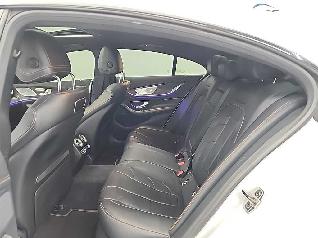 Mercedes Benz CLS Class - Vista 12