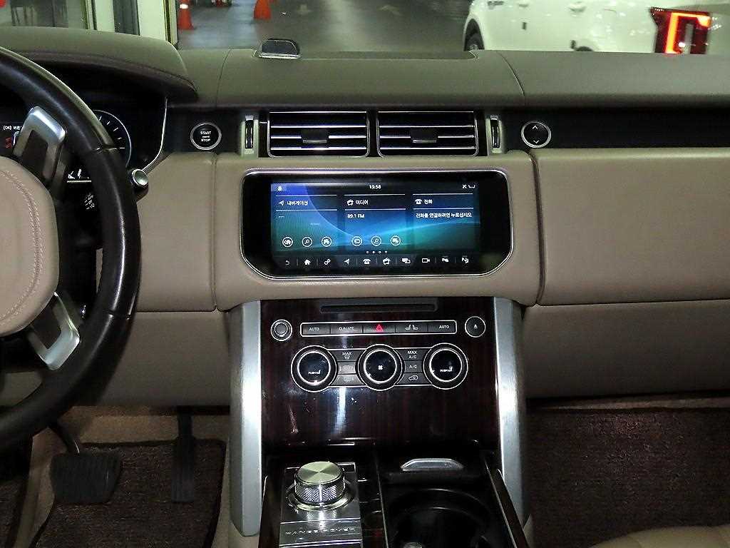 Land Rover Range Rover - Vista 11