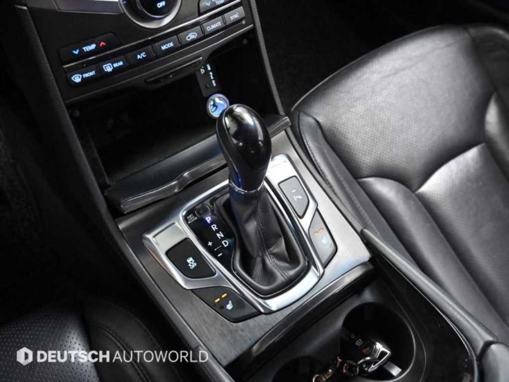 HYUNDAI Grandeur - Vista 9