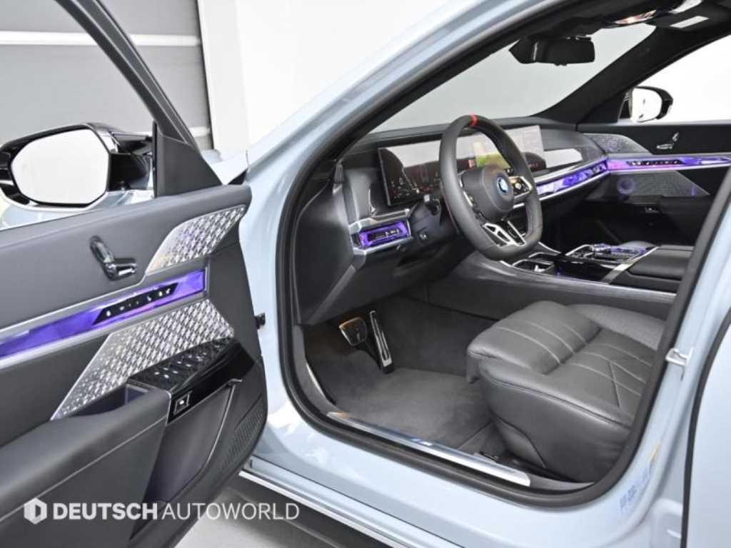 BMW 7 Series - Vista 12