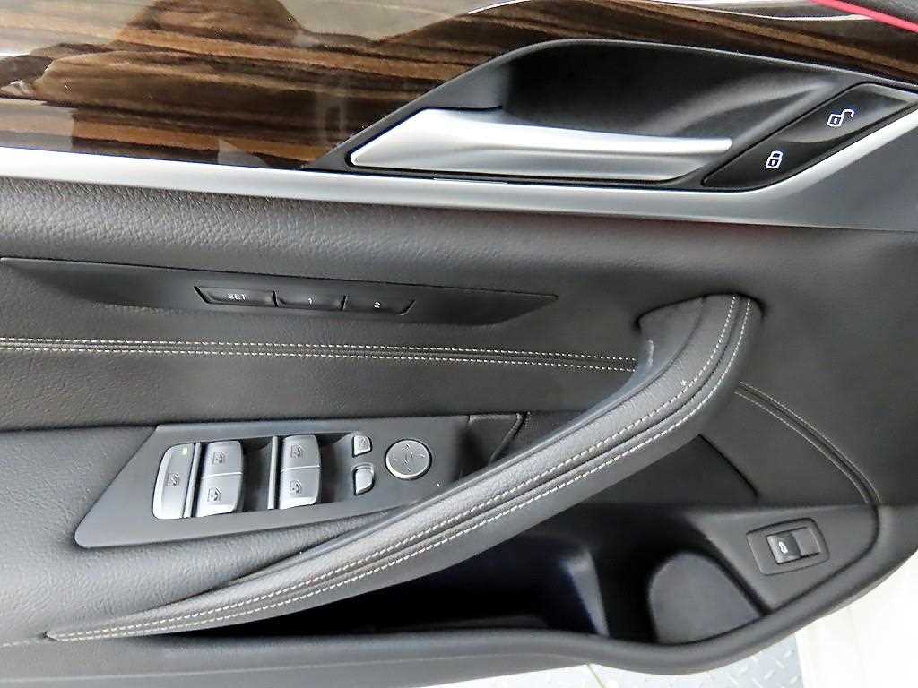 BMW 5 Series - Vista 11