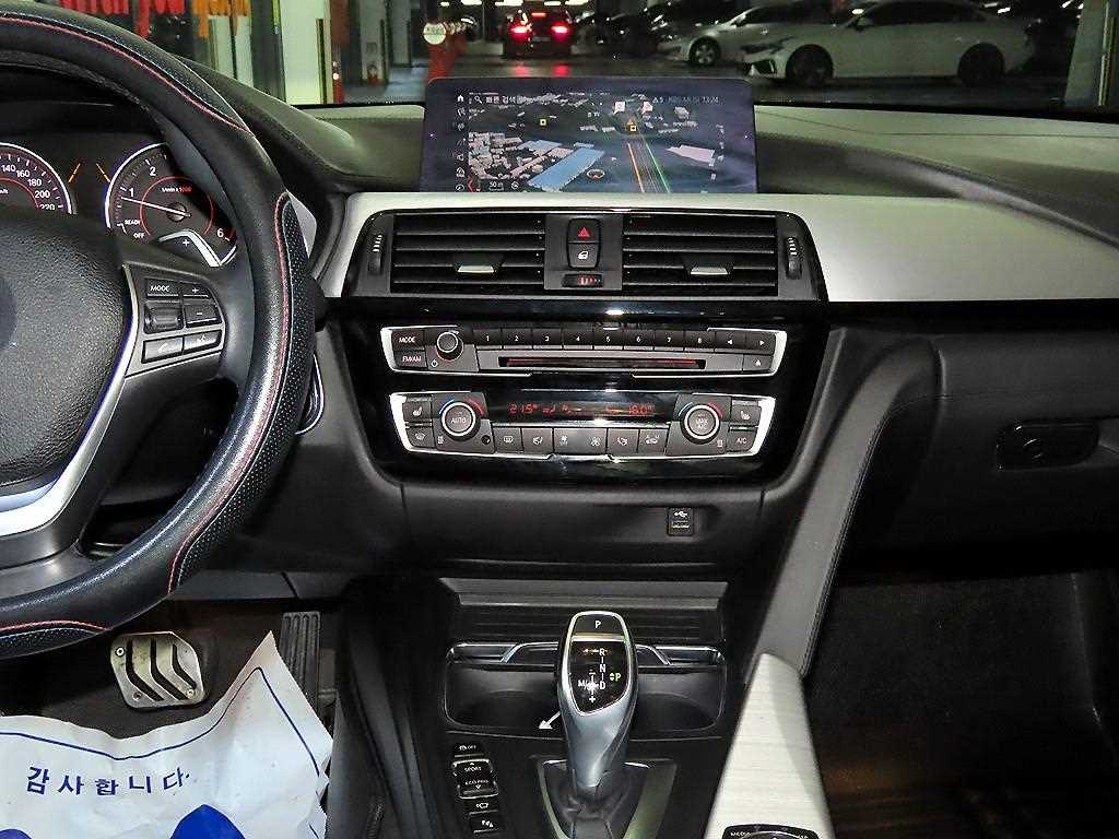 BMW 4 Series - Vista 11