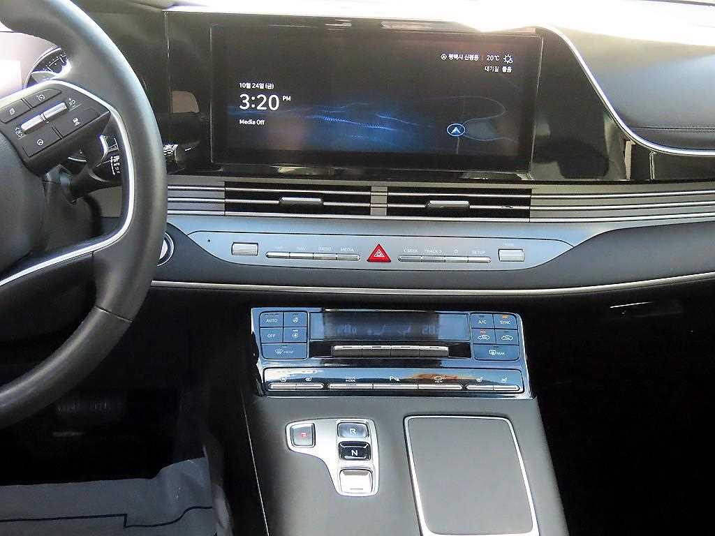 HYUNDAI Grandeur - Vista 10