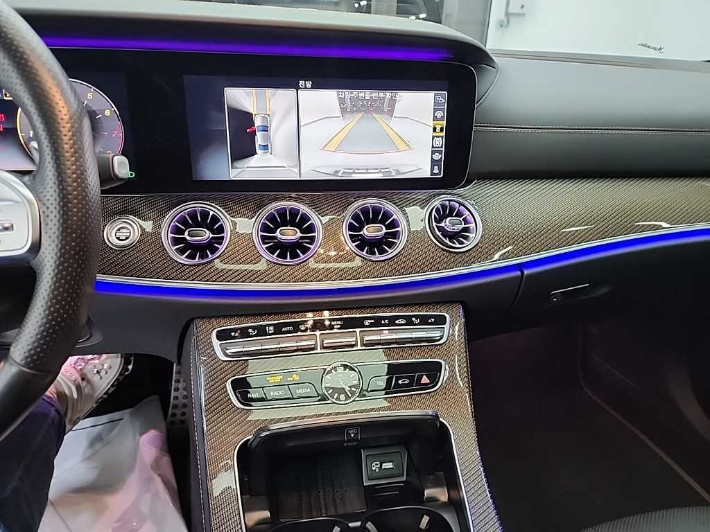 Mercedes Benz CLS Class - Vista 10