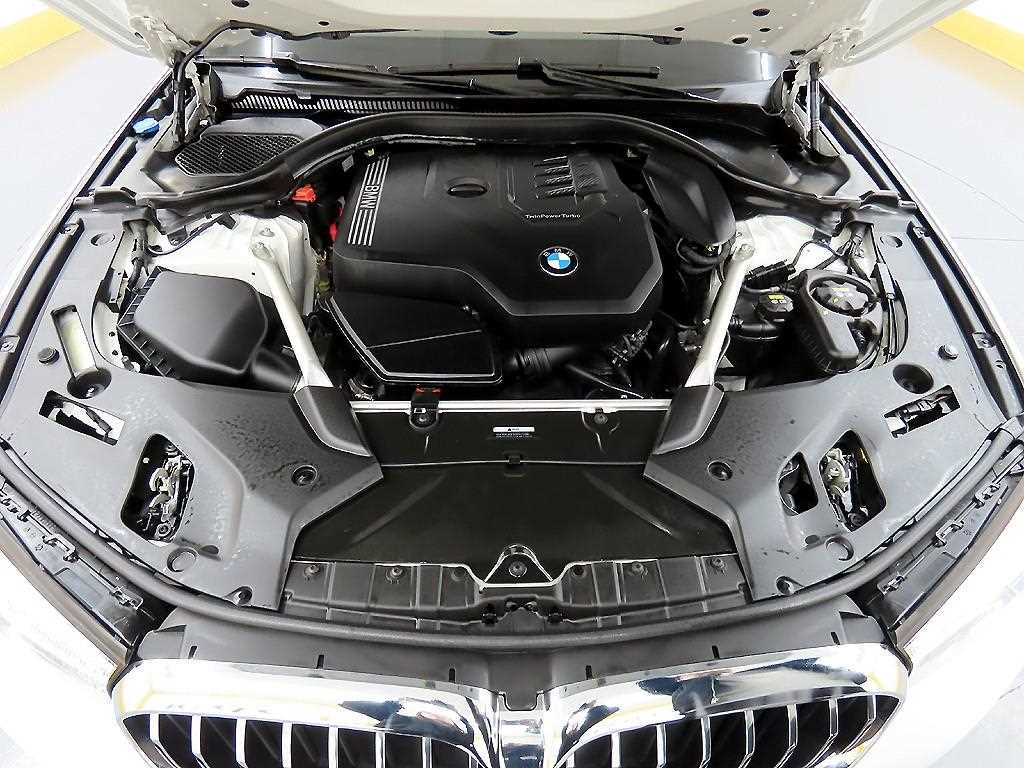 BMW 5 Series 2021 Blanco - Importación desde Corea - HF Imports Iquique - Foto 19