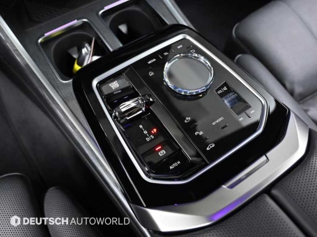 BMW 7 Series - Vista 9