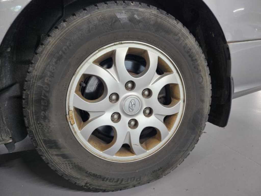 HYUNDAI Starex - Vista 10