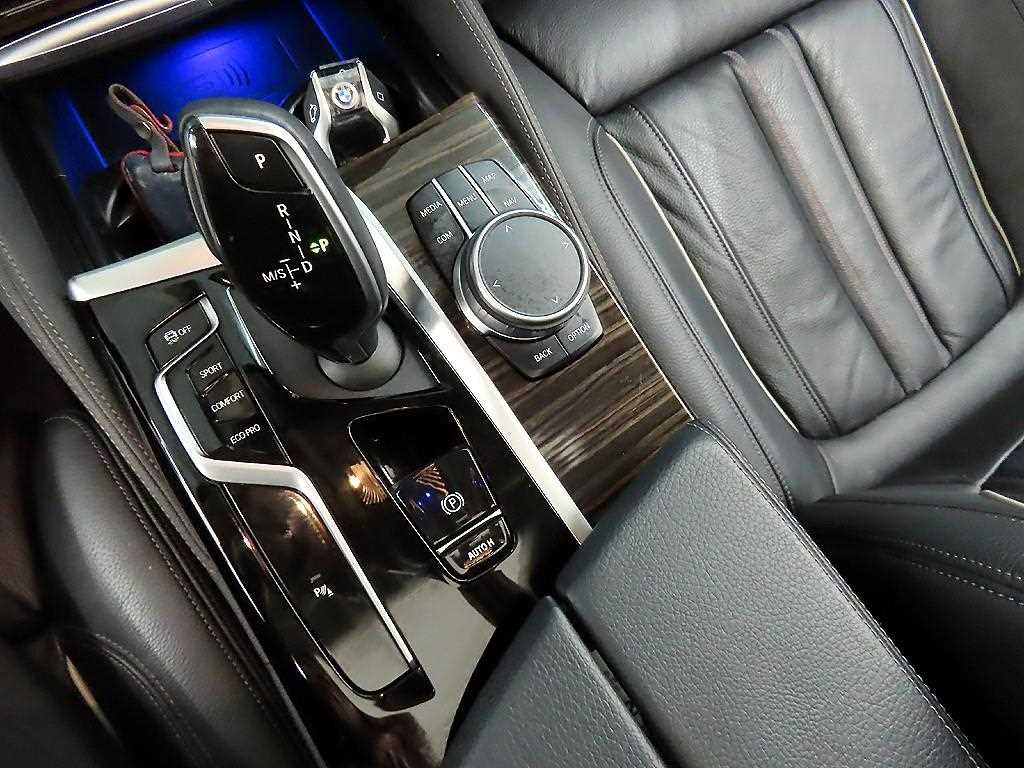 BMW 5 Series - Vista 10