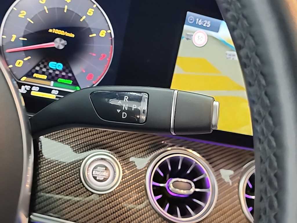 Mercedes Benz CLS Class - Vista 8