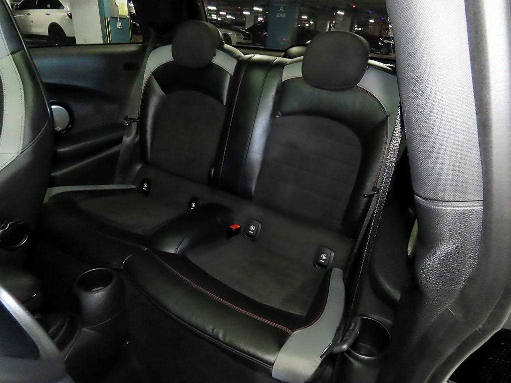 Mini Cooper - Vista 7