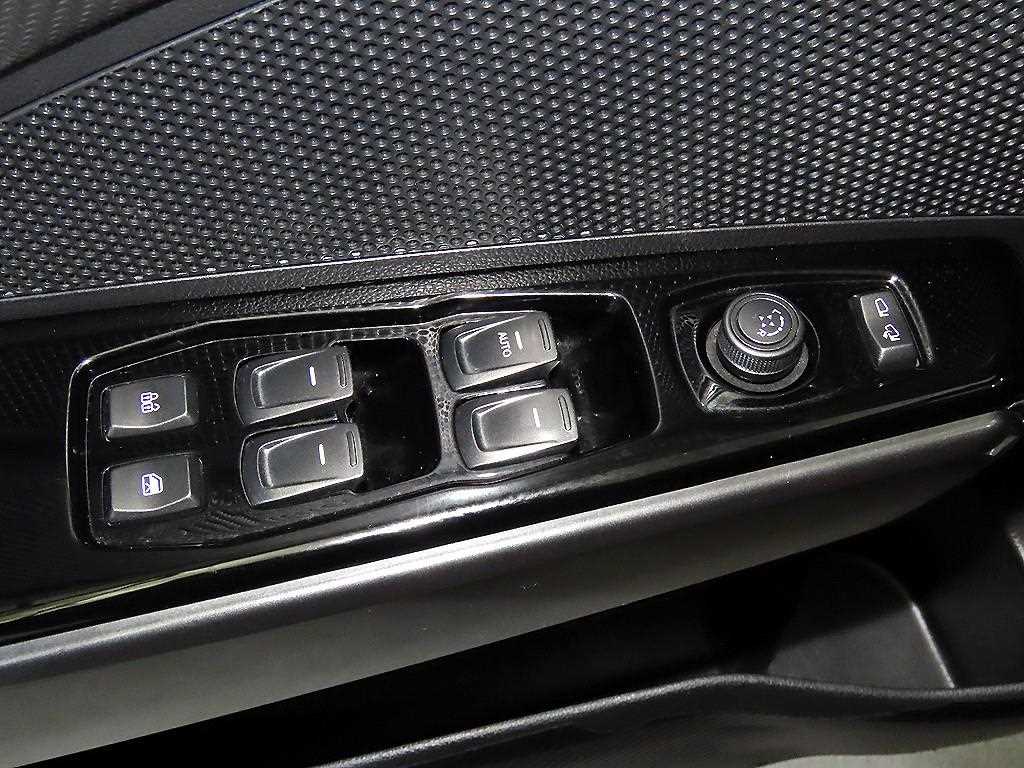 Ssangyong Tivoli 2020 Azul - Importación desde Corea - HF Imports Iquique - Foto 13