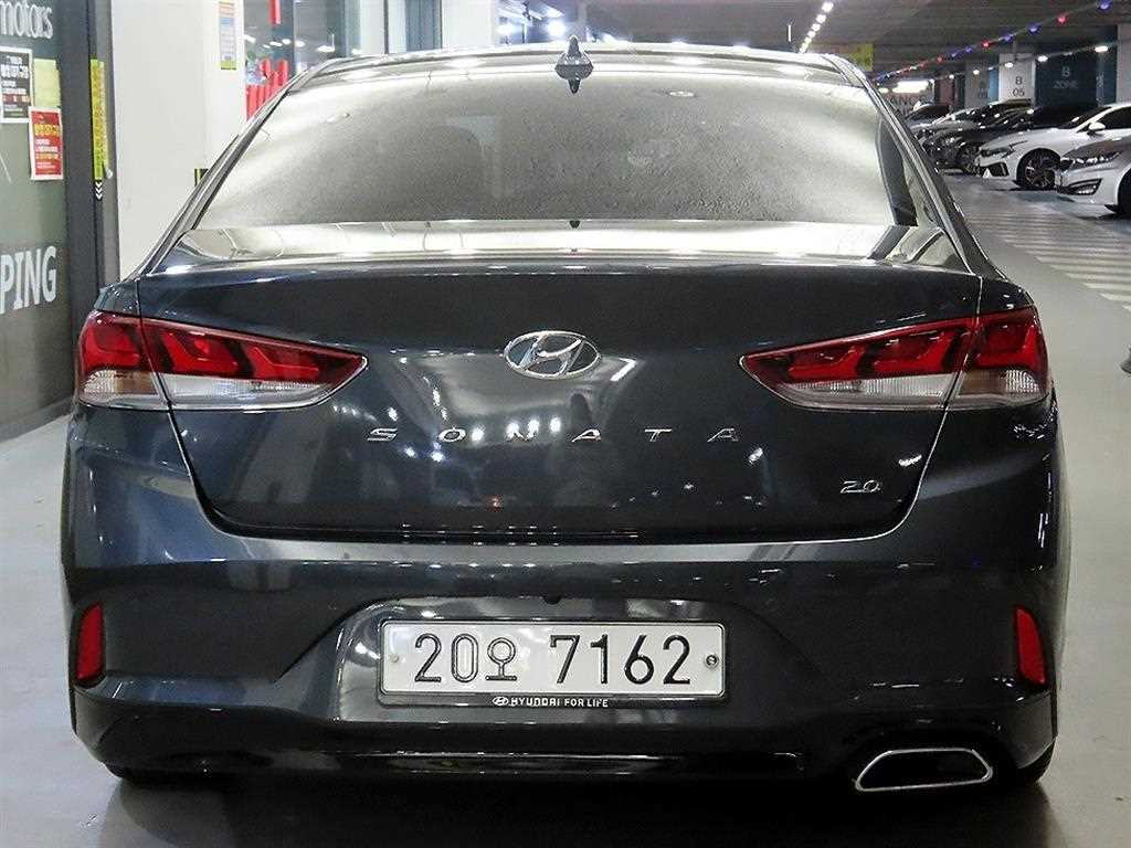 HYUNDAI Sonata - Vista 5