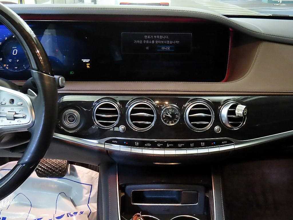 Mercedes Benz S Class - Vista 11