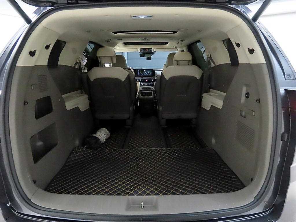 KIA Carnival 2021 Gris - Importación desde Corea - HF Imports Iquique - Foto 18
