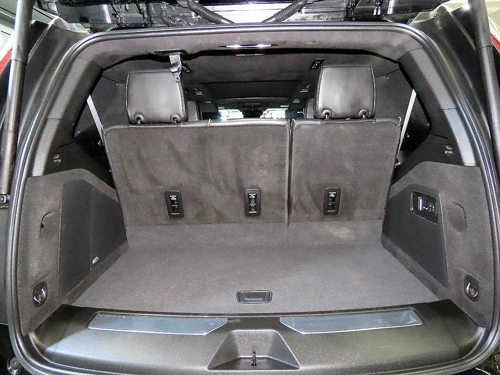 Cadillac Escalade 2024 Negro - Importación desde Corea - HF Imports Iquique - Foto 15