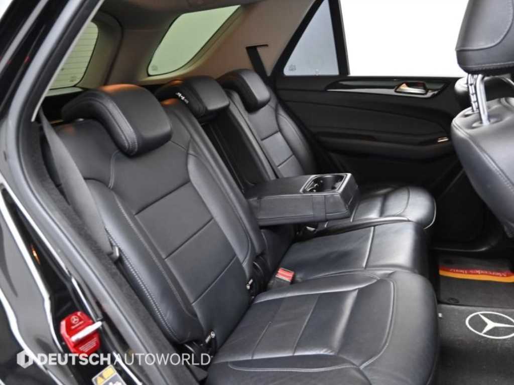 Mercedes Benz GLE Class - Vista 12