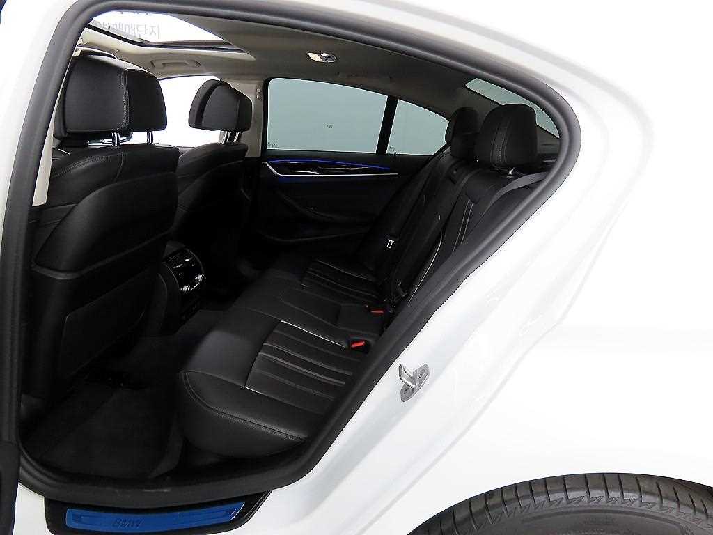 BMW 5 Series - Vista 6