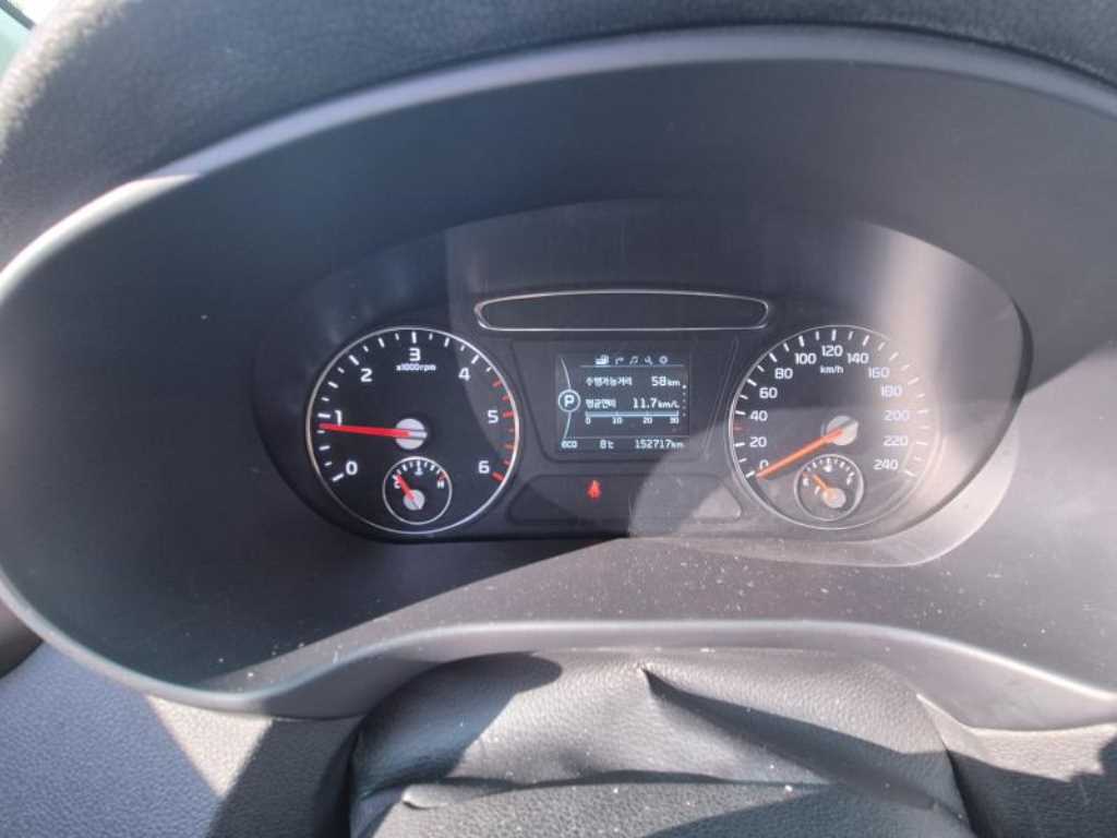 KIA Sorento - Vista 7