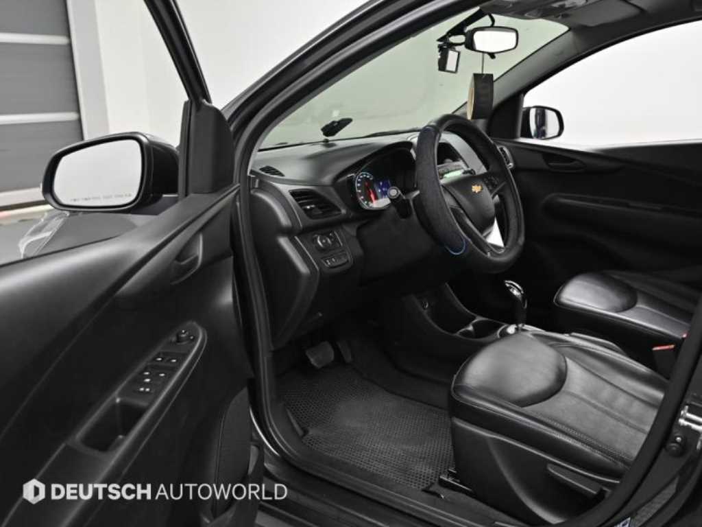Chevrolet Spark - Vista 11