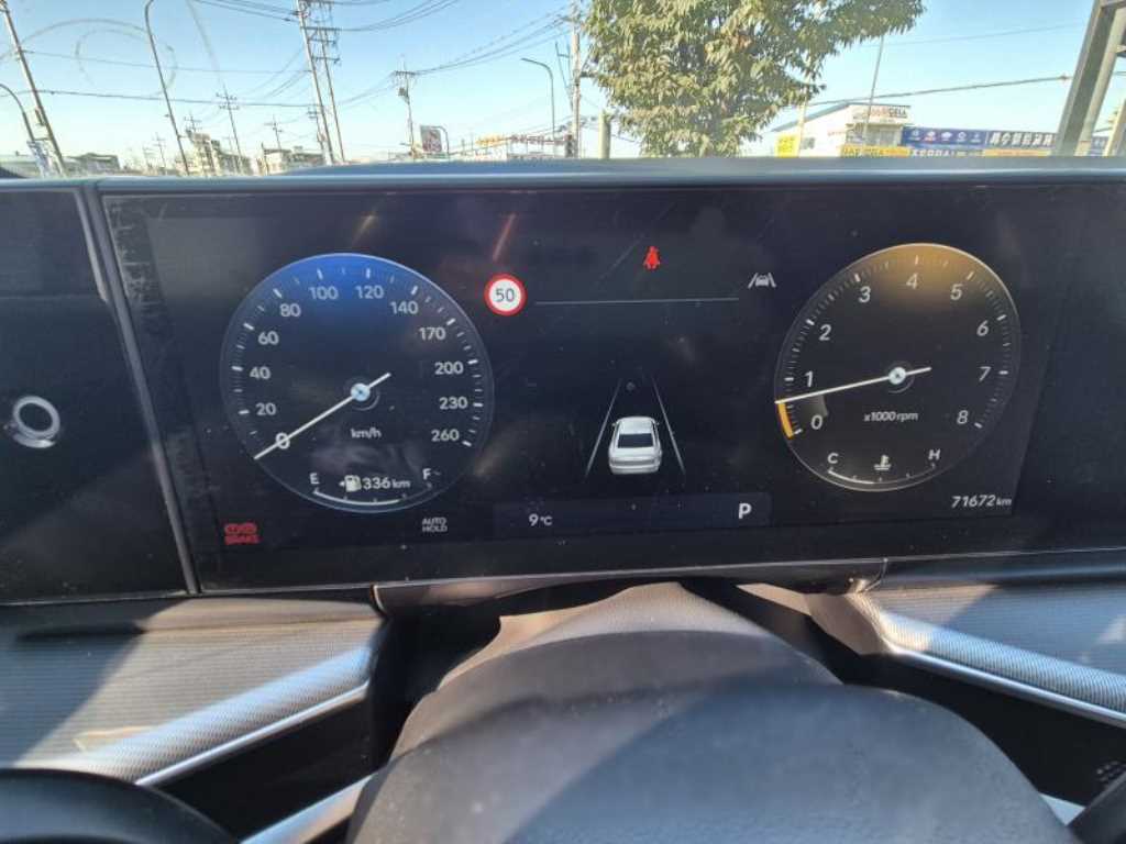 HYUNDAI Grandeur - Vista 9