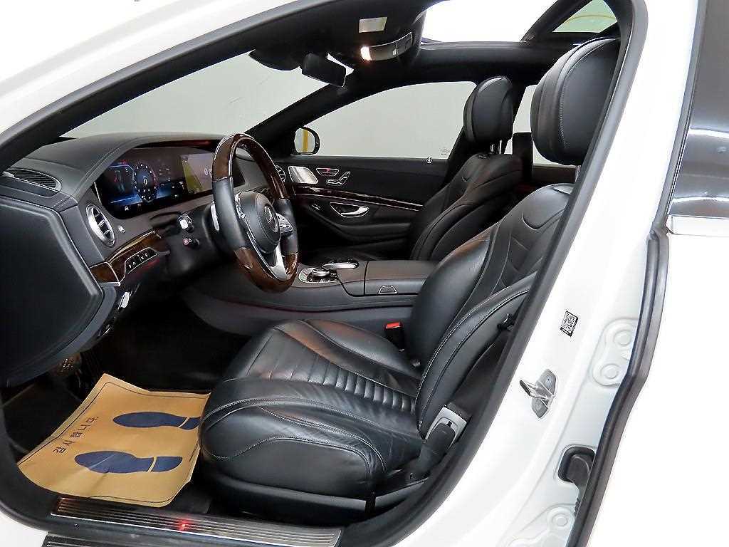 Mercedes Benz S Class - Vista 5