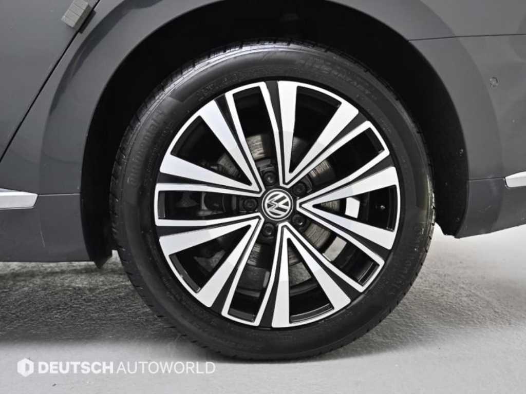 Volkswagen Arteon - Vista 5