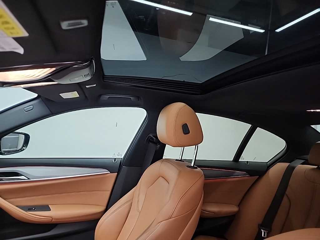 BMW 5 Series 2018 Azul - Importación desde Corea - HF Imports Iquique - Foto 14