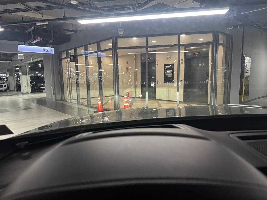 Genesis GV80 - Vista 11