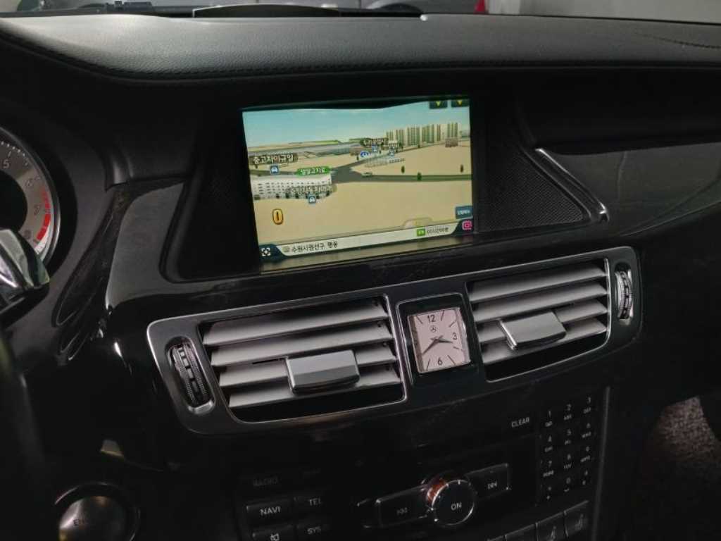 Mercedes Benz CLS Class - Vista 11