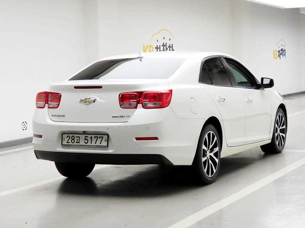 Chevrolet Malibu - Vista 4