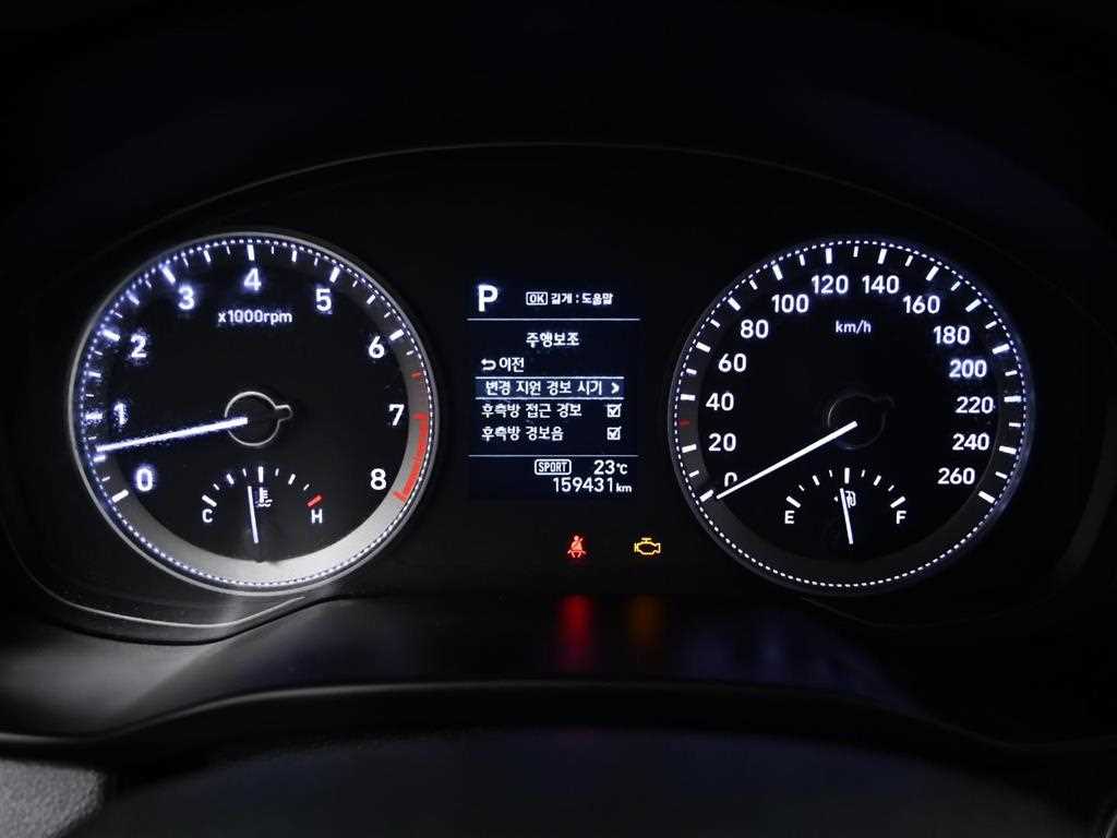 HYUNDAI Grandeur - Vista 8