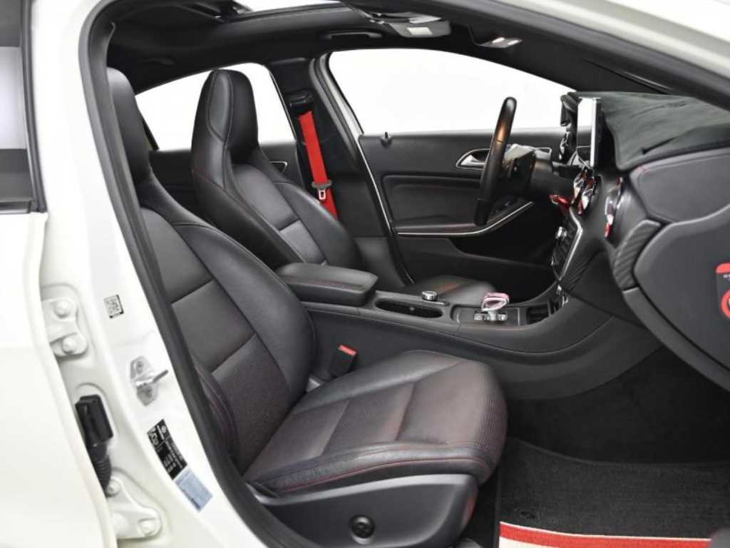 Mercedes Benz A Class - Vista 12