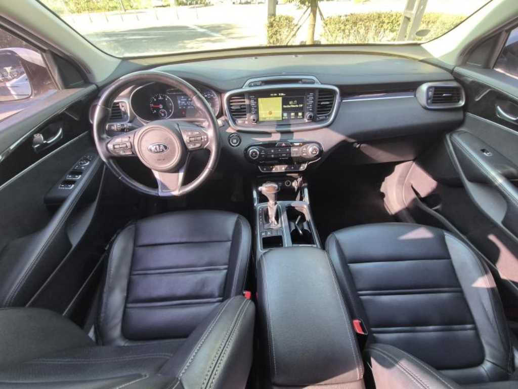 KIA Sorento - Vista 6