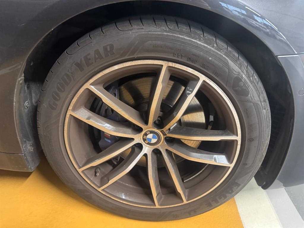 BMW 5 Series 2023 Gris - Importación desde Corea - HF Imports Iquique - Foto 14